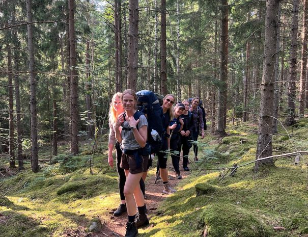 3B9627E9-CDE8-4CBD-B385-2EDFE2A8C035